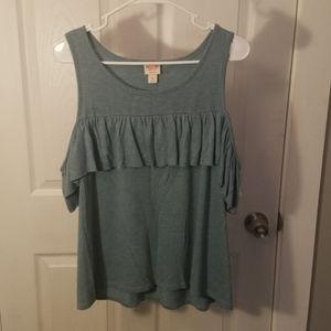 Cut Out Shoulder Tank Top